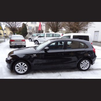 BMW 118i (schwarz)