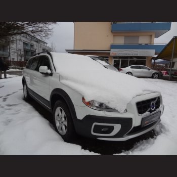 Volvo XC70 (weiss)