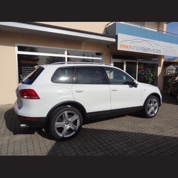VW Touareg 4.2 TDI (weiss)