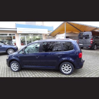 VW Touran (blau)